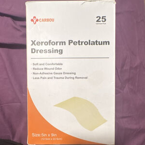 Carbou Xeroform Petrolatum Non-Adhesive Gauze Dressing 17 Pads 5x9in (open box)